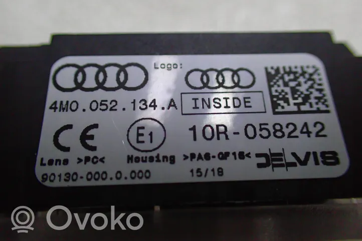 Audi Q8 Autres pièces intérieures 4M0052134A