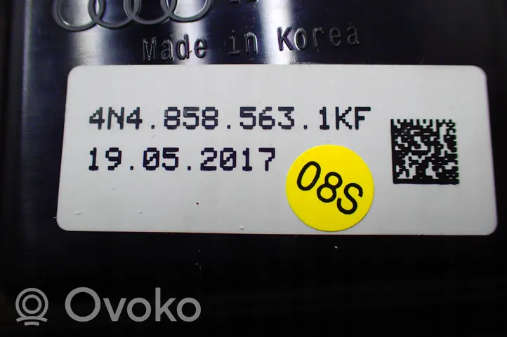 Audi A8 S8 D5 Takaistuimen valo 4N4858563