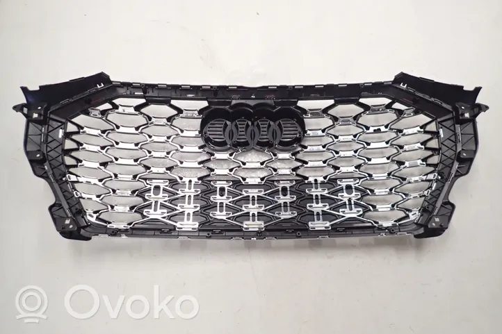 Audi Q3 F3 Maskownica / Grill / Atrapa górna chłodnicy 83F853651