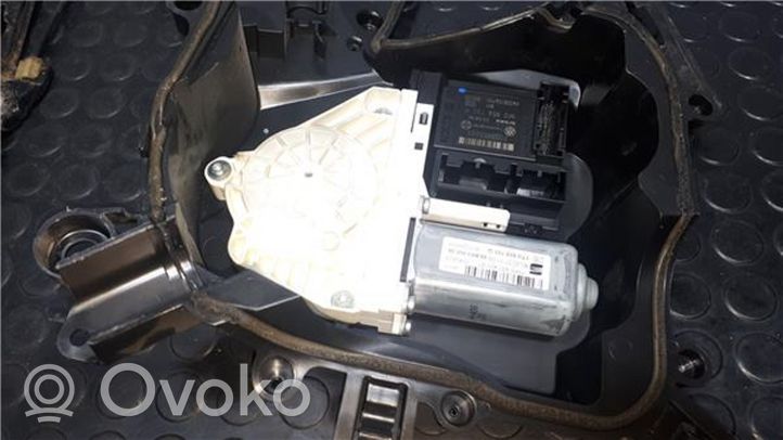 Seat Leon (1P) Elektryczny podnośnik szyby drzwi przednich 1P0837401E