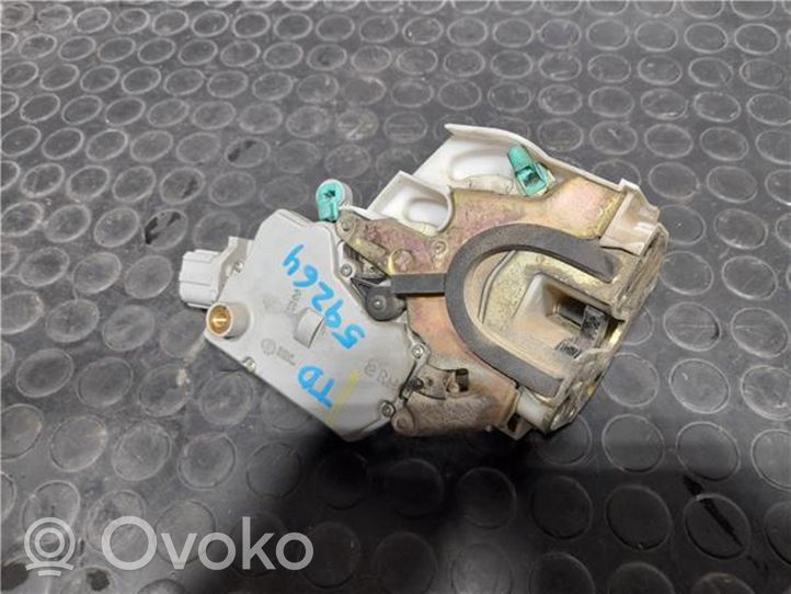 Nissan Primera Moteur de centralisation serrure de porte arrière 