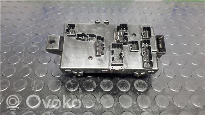 Daihatsu Terios Module de fusibles 82600-87402