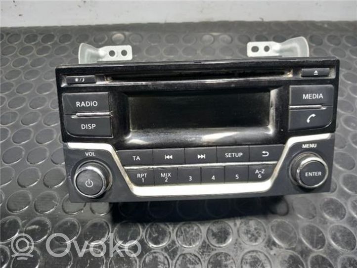 Nissan Juke I F15 Unité principale radio / CD / DVD / GPS 28185BV80A
