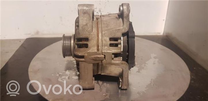 Opel Astra H Generatore/alternatore 13156053