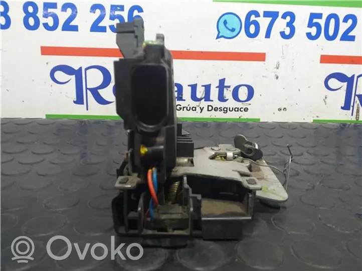 Audi A4 S4 B8 8K Motorino serratura porta anteriore 4B1837015G