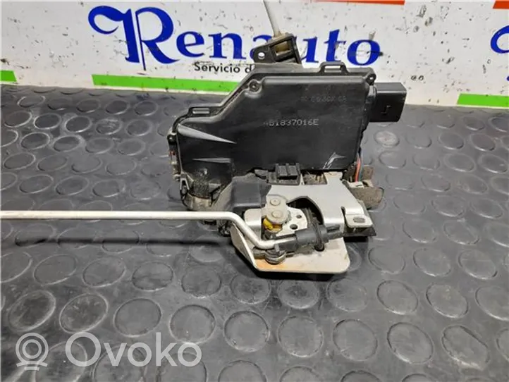 Audi A4 S4 B8 8K Motorino serratura porta anteriore 