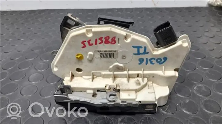 Seat Ibiza IV (6J,6P) Moteur de centralisation serrure de porte arrière 6J0839015A