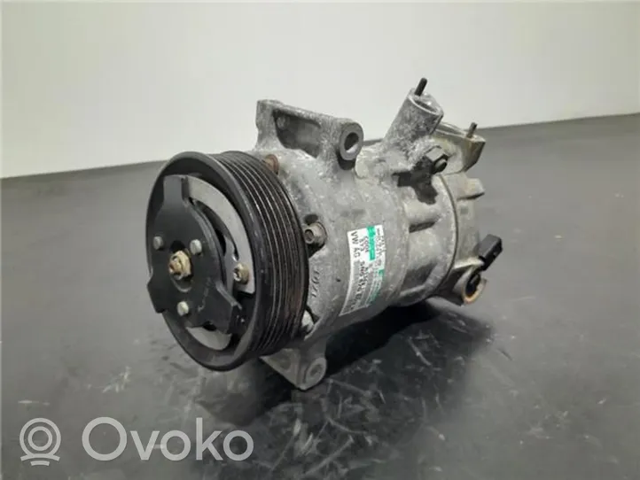 Audi Q3 8U Ilmastointilaitteen kompressorin pumppu (A/C) 5N0820803H