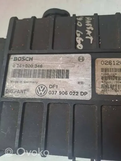 Volkswagen Corrado Variklio valdymo blokas 0261200346