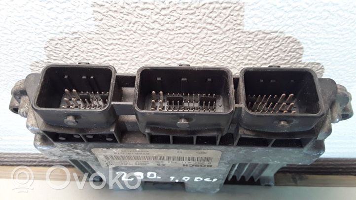 Nissan Primera Sterownik / Moduł ECU 0281011454