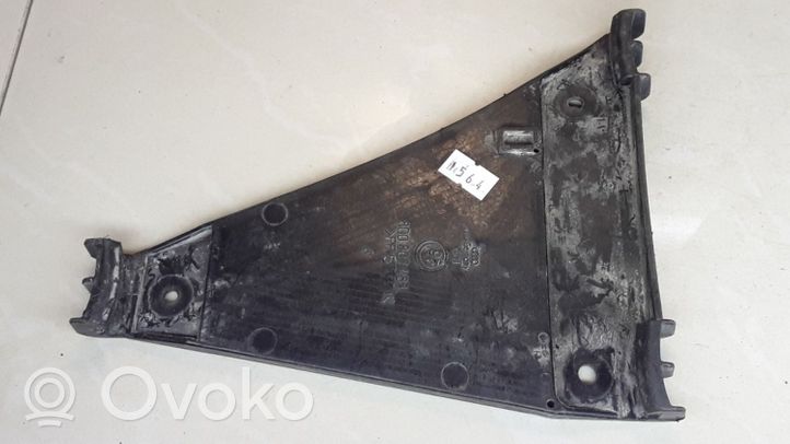 Audi A4 S4 B5 8D Aizmugurējā bufera montāžas kronšteins 8D0807483