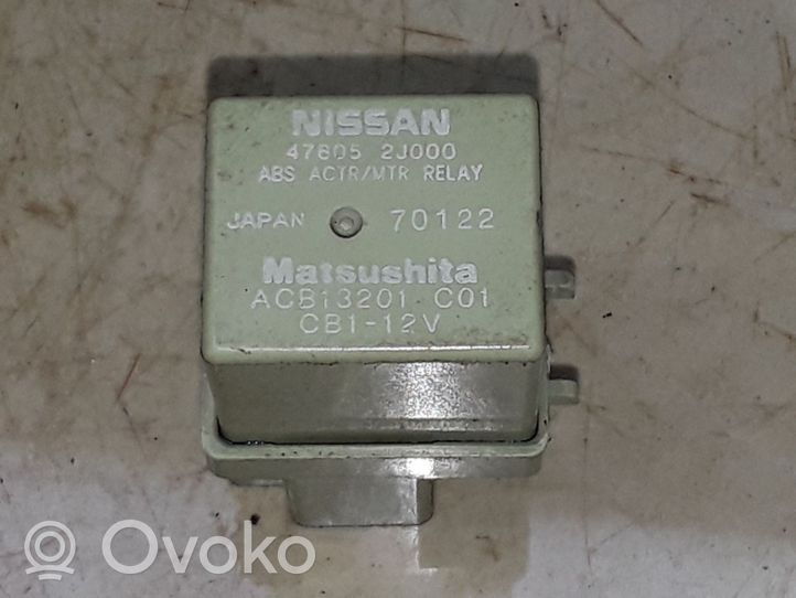 Nissan Primera Autres relais 476052J000