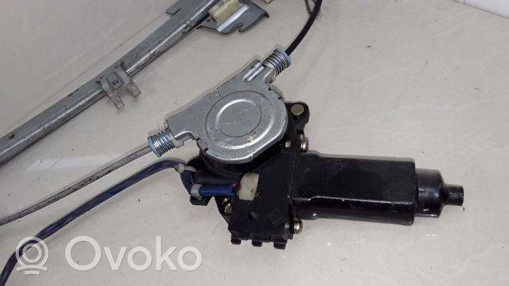 Mazda 323 Alzacristalli della portiera anteriore con motorino CM010050F