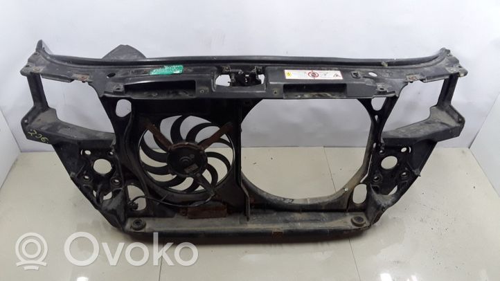 Audi A4 S4 B5 8D Radiatorių panelė (televizorius) AP8C54S