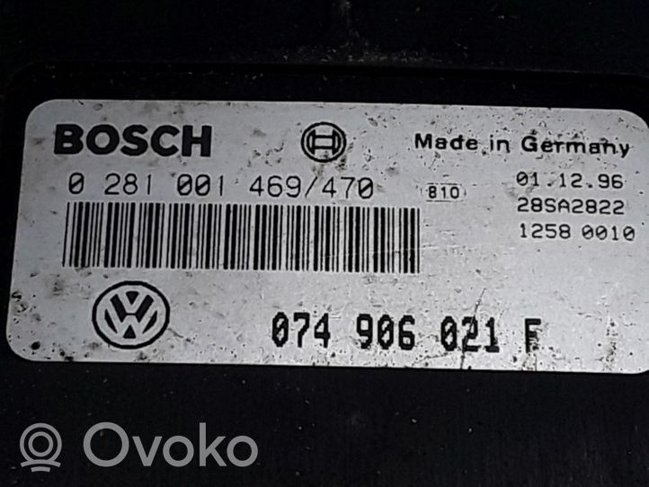 Volkswagen Transporter - Caravelle T4 Sterownik / Moduł ECU 0281001469