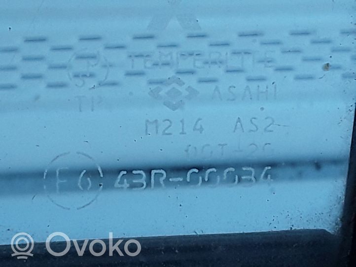 Mitsubishi Pajero Sport I Szyba drzwi przednich 43R00034