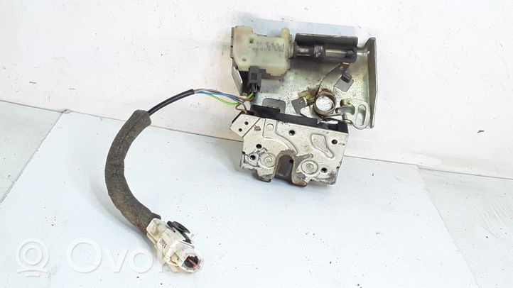 Ford Mondeo Mk III Serrure de loquet coffre 3S71A43102AA