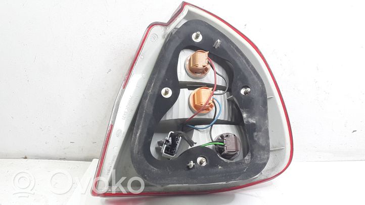 Mitsubishi Carisma Rear/tail lights 151085