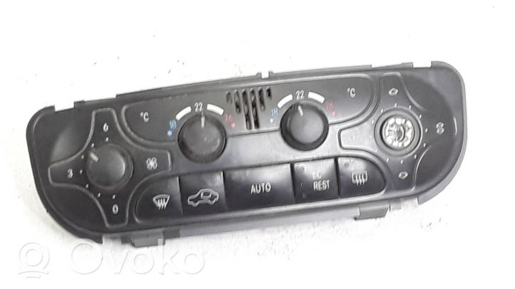 Mercedes-Benz C W203 Panel klimatyzacji 2038300285