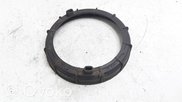 Citroen C5 Bague de verrouillage pour réservoir de carburant 9633263880