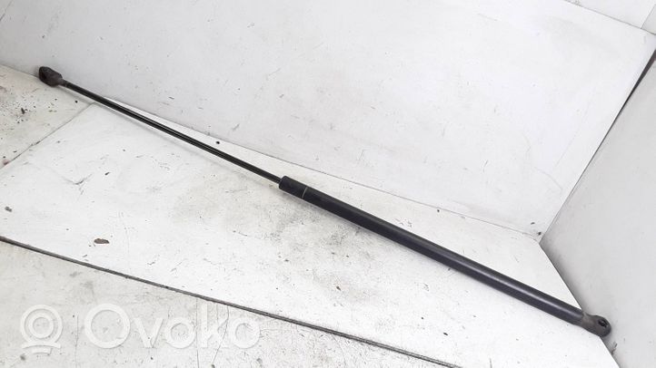 Volvo V50 Vérin, capot-moteur D56070