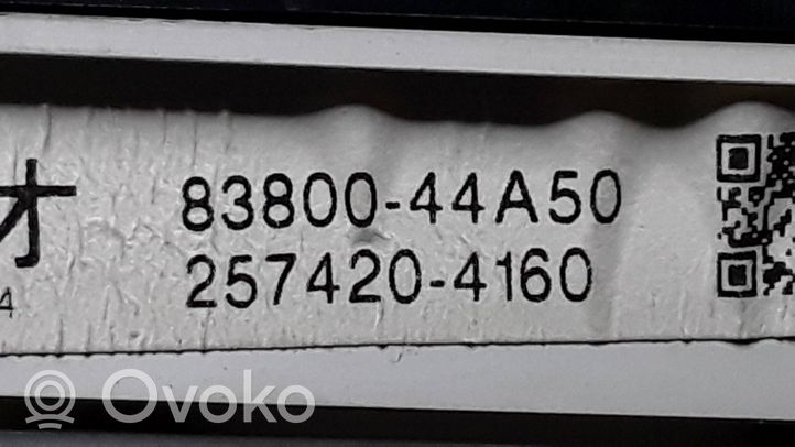 Toyota Avensis Verso Спидометр (приборный щиток) 8380044A50