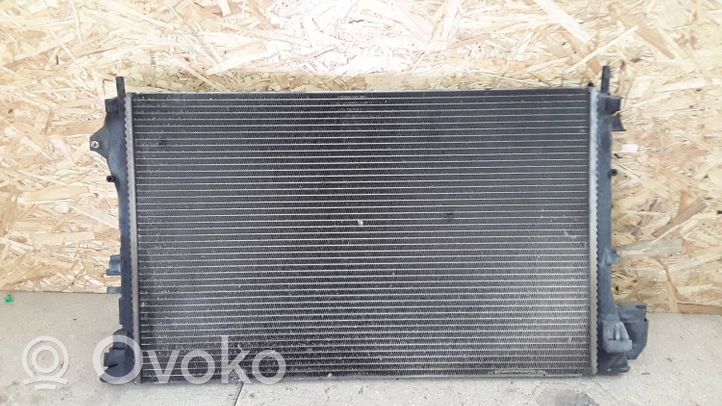 Opel Vectra C Radiateur de refroidissement 24418343