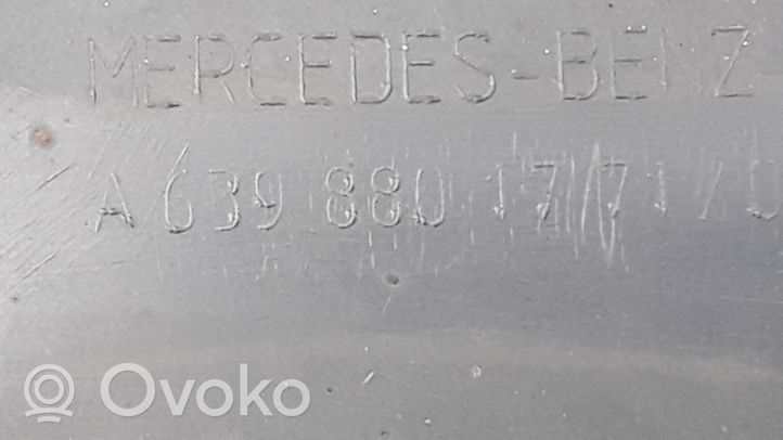 Mercedes-Benz Vito Viano W639 Coin de pare-chocs arrière A6398801771