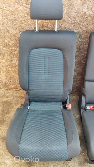 Seat Toledo III (5P) Toisen istuinrivin istuimet 