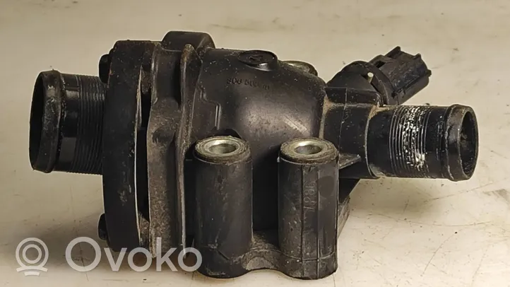 Volvo V50 Termostat / Obudowa termostatu 30650810