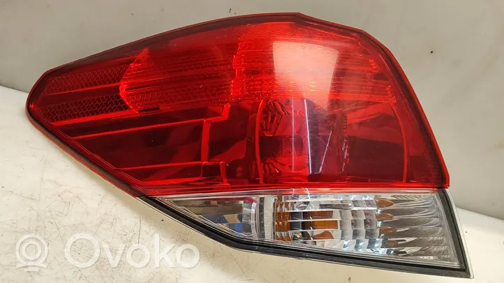 Subaru Outback Lampa tylna 22020067