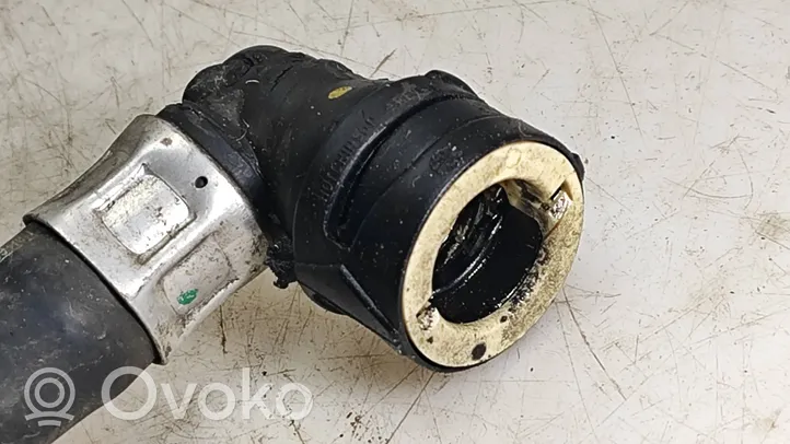 Volvo V70 Tuyau de liquide de refroidissement moteur 9492232