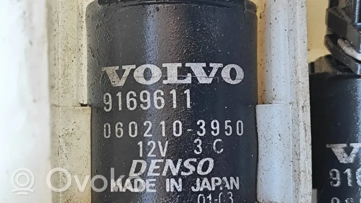 Volvo V70 Zbiornik płynu do spryskiwaczy szyby przedniej / czołowej 9178881