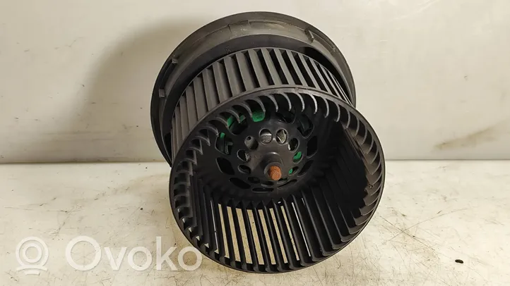 Toyota Aygo AB10 Ventola riscaldamento/ventilatore abitacolo N101814R