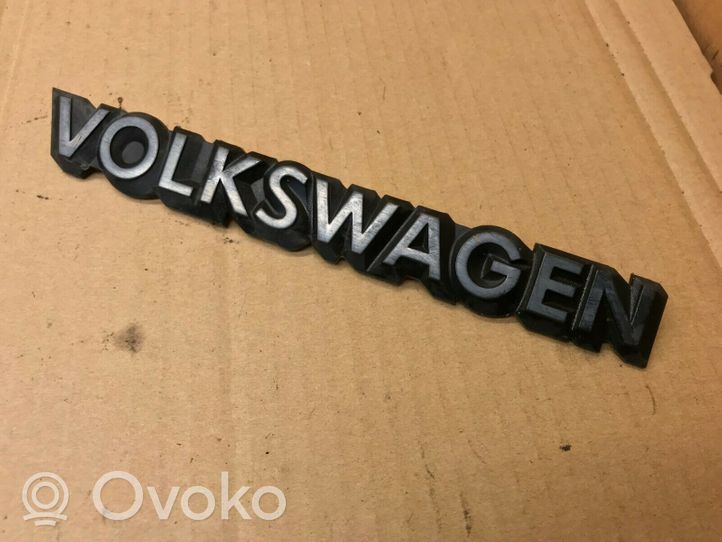 Volkswagen Golf I Manufacturer badge logo/emblem 321853685C