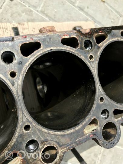 Volkswagen Jetta II Engine block 