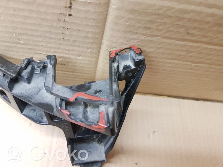 Volkswagen Golf VII Staffa di rinforzo montaggio del paraurti posteriore 5G6807393A