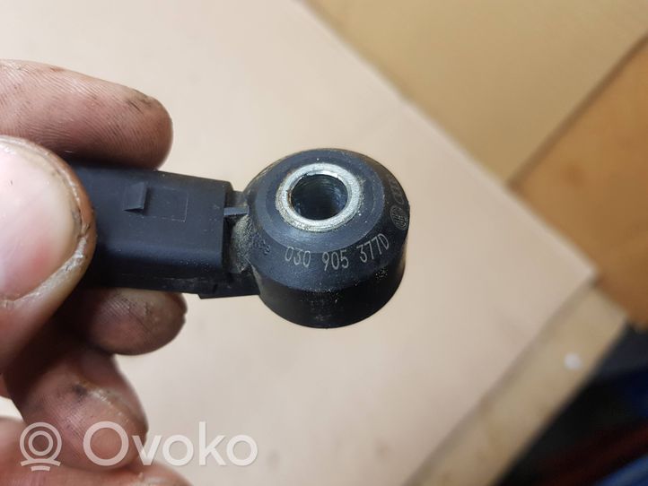 Volkswagen Golf VII Detonation knock sensor 030905377D