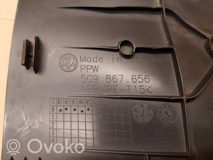 Volkswagen Golf VII Lampka klapy bagażnika 5G9867656