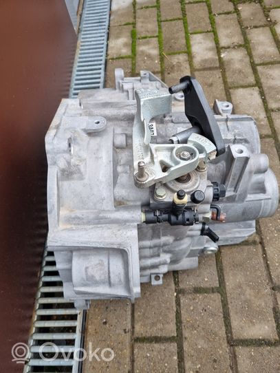 Volkswagen PASSAT B8 Manual 6 speed gearbox RGY