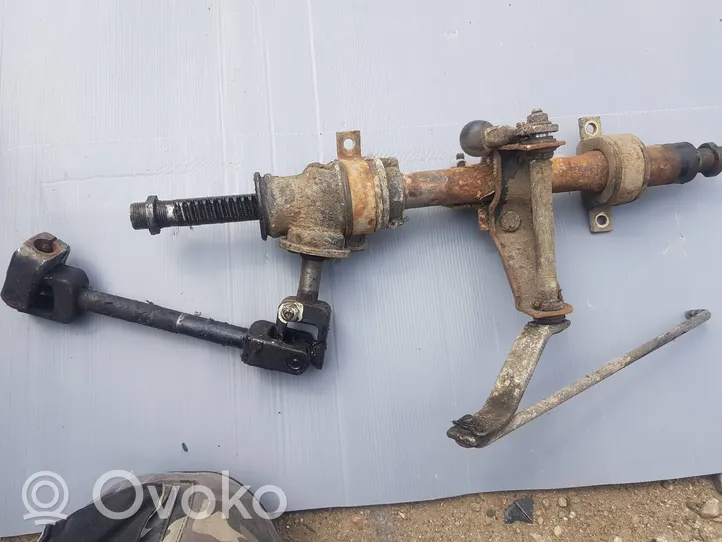 Volkswagen Golf I Steering rack 171419105B