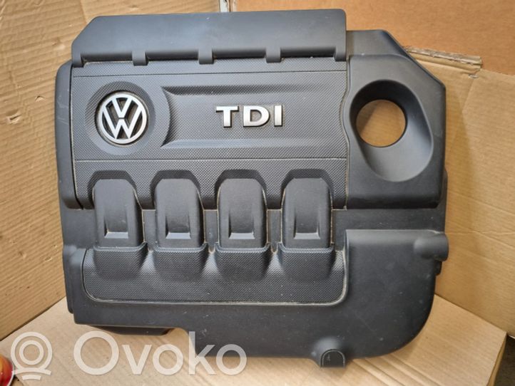 04L103925Q Volkswagen PASSAT B8 Engine cover (trim), 100.00 € RRR