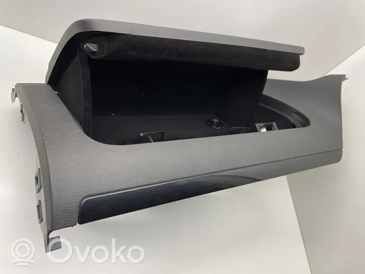 Volkswagen Golf V Glove box set 1K1857290