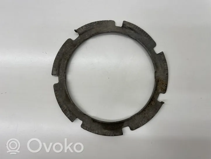 Volkswagen Golf V Anello/dado di bloccaggio della vite della pompa del carburante nel serbatoio 1K0201375