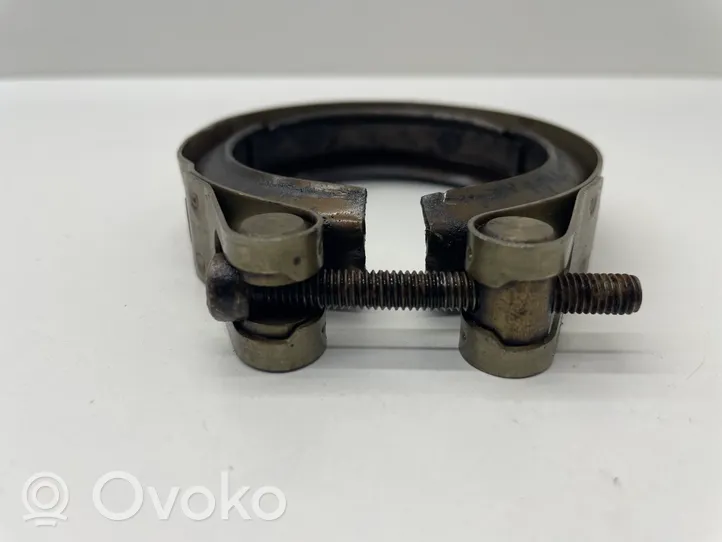 Volkswagen Jetta V Muffler pipe connector clamp 1K0253725