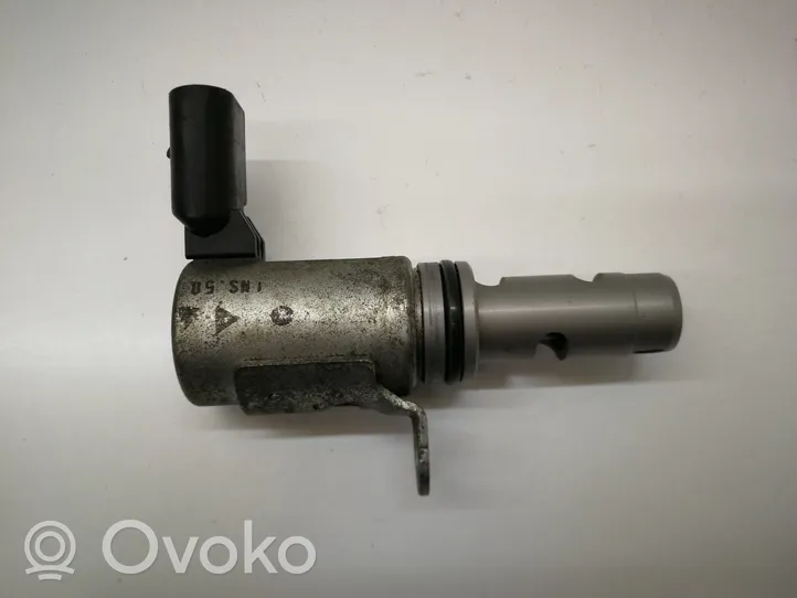 Volkswagen Golf VI Zawór sterujący / Ustawienia wałka rozrządu 03C906455A