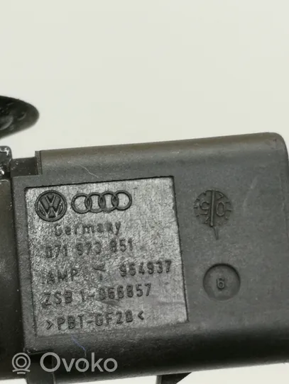 Audi A6 S6 C6 4F Câble de batterie positif 071973851