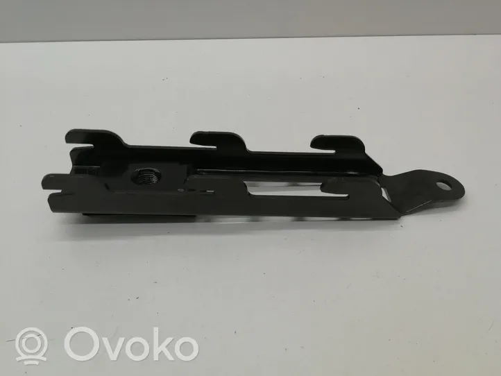 Volkswagen Caddy Seat belt adjustment rail 1J0857819