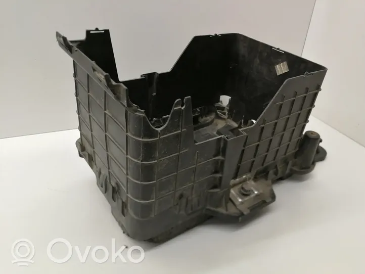 Volkswagen Caddy Battery box tray 3C0915336