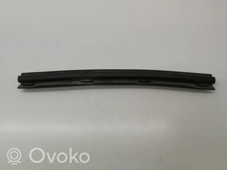 Volkswagen Caddy Engine compartment rubber 